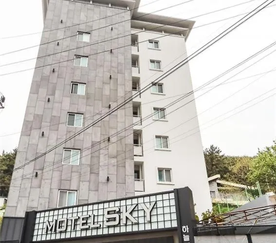 Sky Motel